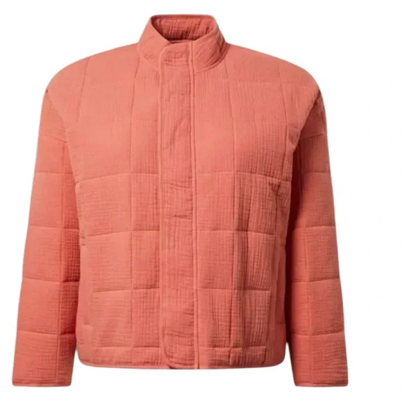 Size 2: Torrid Quilted Drop Shoulder Zip Up Snap Button Jacket - Picture 3 of 9